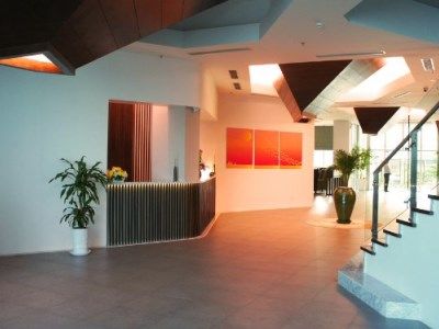 Wyne Hotel Yangon